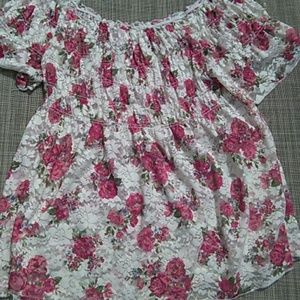 Floural lace top S